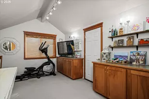 2309 35th St, Springfield, OR 97477 - Photo 25