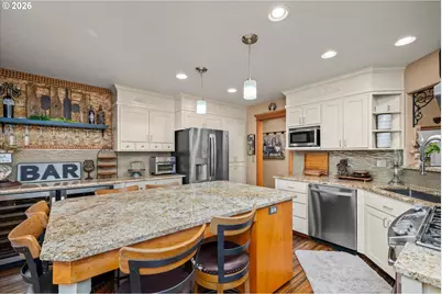 2309 35th St, Springfield, OR 97477 - Photo 9