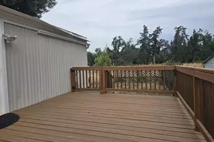 1125 58th St, Springfield, OR 97478 - Photo 5