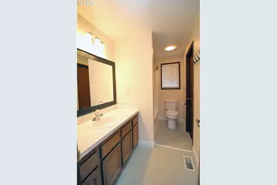 385 S Cherry Dr, Cornelius, OR 97113 - Photo 27