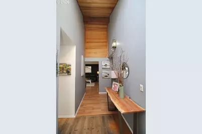 385 S Cherry Dr, Cornelius, OR 97113 - Photo 3