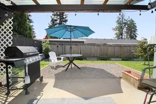 385 S Cherry Dr, Cornelius, OR 97113 - Photo 15