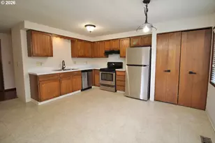 385 S Cherry Dr, Cornelius, OR 97113 - Photo 21