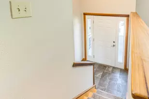 17118 SE Bush St, Portland, OR 97236 - Photo 9