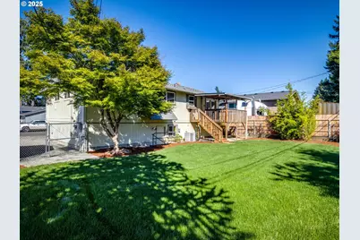 17118 SE Bush St, Portland, OR 97236 - Photo 37