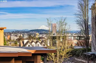 724 NW Westover Cir, Portland, OR 97210 - Photo 21