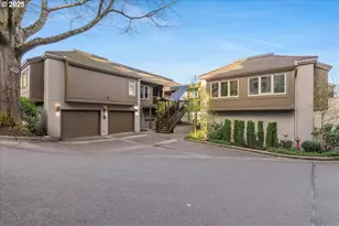 724 NW Westover Cir, Portland, OR 97210 - Photo 27