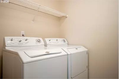 19874 SW Jette Ln, Beaverton, OR 97003 - Photo 37