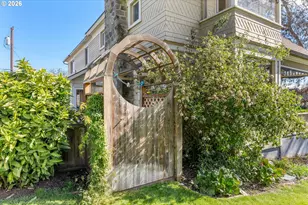 217 W 8th St, The Dalles, OR 97058 - Photo 43