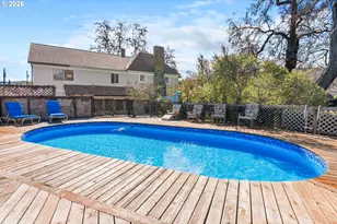 217 W 8th St, The Dalles, OR 97058 - Photo 41