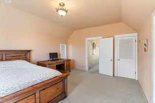 217 W 8th St, The Dalles, OR 97058 - Photo 39