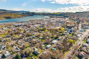 217 W 8th St, The Dalles, OR 97058 - Photo 47