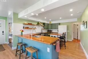 217 W 8th St, The Dalles, OR 97058 - Photo 17