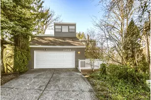 11525 SE Flavel St, Portland, OR 97266 - Photo 1