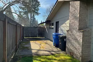 315 Heritage Ave, Eugene, OR 97404 - Photo 3