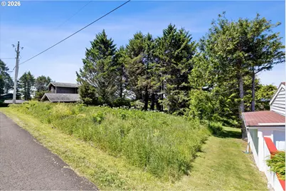 1200 King St #B, Yachats, OR 97498 - Photo 7