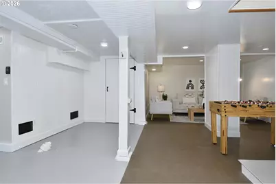 8109 SW 6th Ave, Portland, OR 97219 - Photo 23