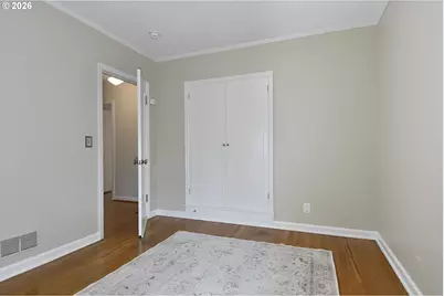 8109 SW 6th Ave, Portland, OR 97219 - Photo 15