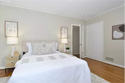 8109 SW 6th Ave, Portland, OR 97219 - Photo 13