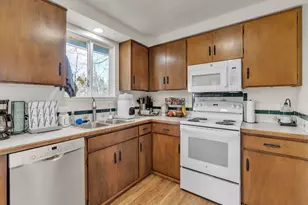 550 N 6th Pl, Harrisburg, OR 97446 - Photo 17