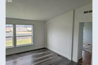 123 SW 10th St, Pilot Rock, OR 97868 - Photo 5