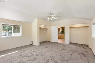 4081 NE Douglas Ave, Roseburg, OR 97470 - Photo 23