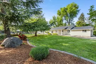 4081 NE Douglas Ave, Roseburg, OR 97470 - Photo 43