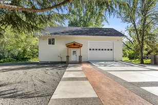 4081 NE Douglas Ave, Roseburg, OR 97470 - Photo 31