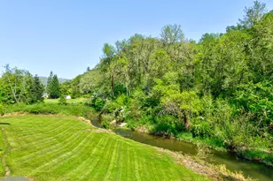 4081 NE Douglas Ave, Roseburg, OR 97470 - Photo 7