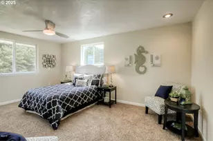 563/565 SW 4th St, Newport, OR 97365 - Photo 25
