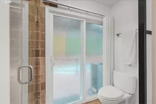 2618 Orchard Hill Pl, Lake Oswego, OR 97035 - Photo 17