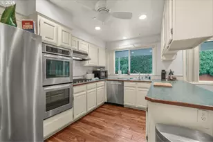 2618 Orchard Hill Pl, Lake Oswego, OR 97035 - Photo 7