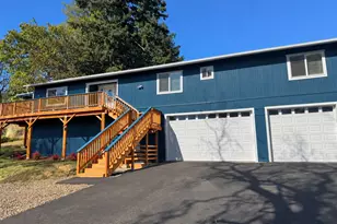 575 Cedar St, Sutherlin, OR 97479 - Photo 1