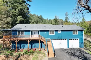 575 Cedar St, Sutherlin, OR 97479 - Photo 1