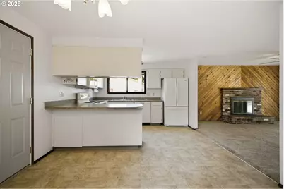 1091 NE Sunrise Ln, Hillsboro, OR 97124 - Photo 9