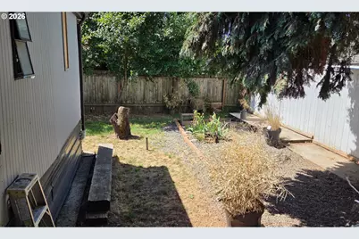 227 Waite St, Eugene, OR 97402 - Photo 9
