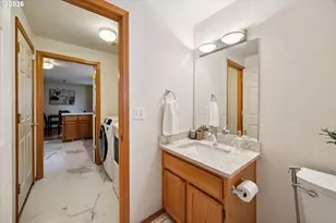 6318 NE Hassalo St, Portland, OR 97213 - Photo 33