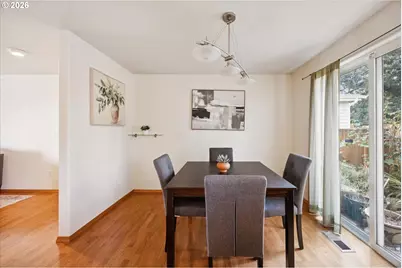 6318 NE Hassalo St, Portland, OR 97213 - Photo 11