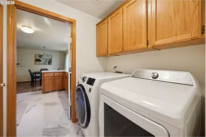 6318 NE Hassalo St, Portland, OR 97213 - Photo 31