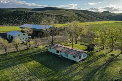 60664 Anderson Valley Rd, Princeton, OR 97721 - Photo 1