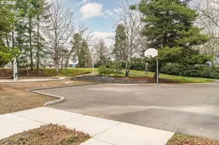 14920 NW Northumbria Ln, Beaverton, OR 97006 - Photo 37