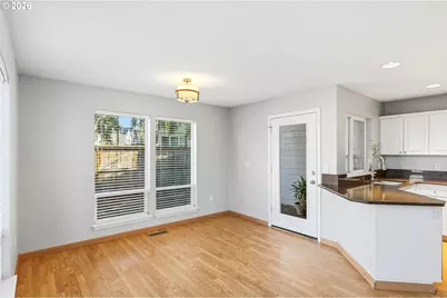 22030 SW Grahams Ferry Rd #D, Tualatin, OR 97062 - Photo 9