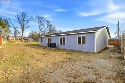 610 N Earl St, Stanfield, OR 97875 - Photo 17