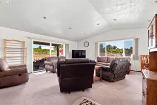 27205 SE Carl St, Gresham, OR 97080 - Photo 11