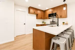 511 17th St, Springfield, OR 97477 - Photo 11
