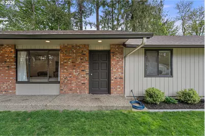 708 Eaton Ct, Castle Rock, WA 98611 - Photo 3