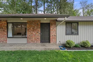 708 Eaton Ct, Castle Rock, WA 98611 - Photo 3