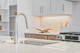 789 Riley Dr, Silverton, OR 97381 - Photo 9