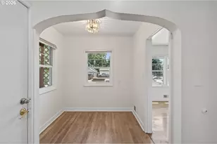 6907 N Maryland Ave, Portland, OR 97217 - Photo 11