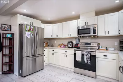 8300 SW Blake St, Tualatin, OR 97062 - Photo 27